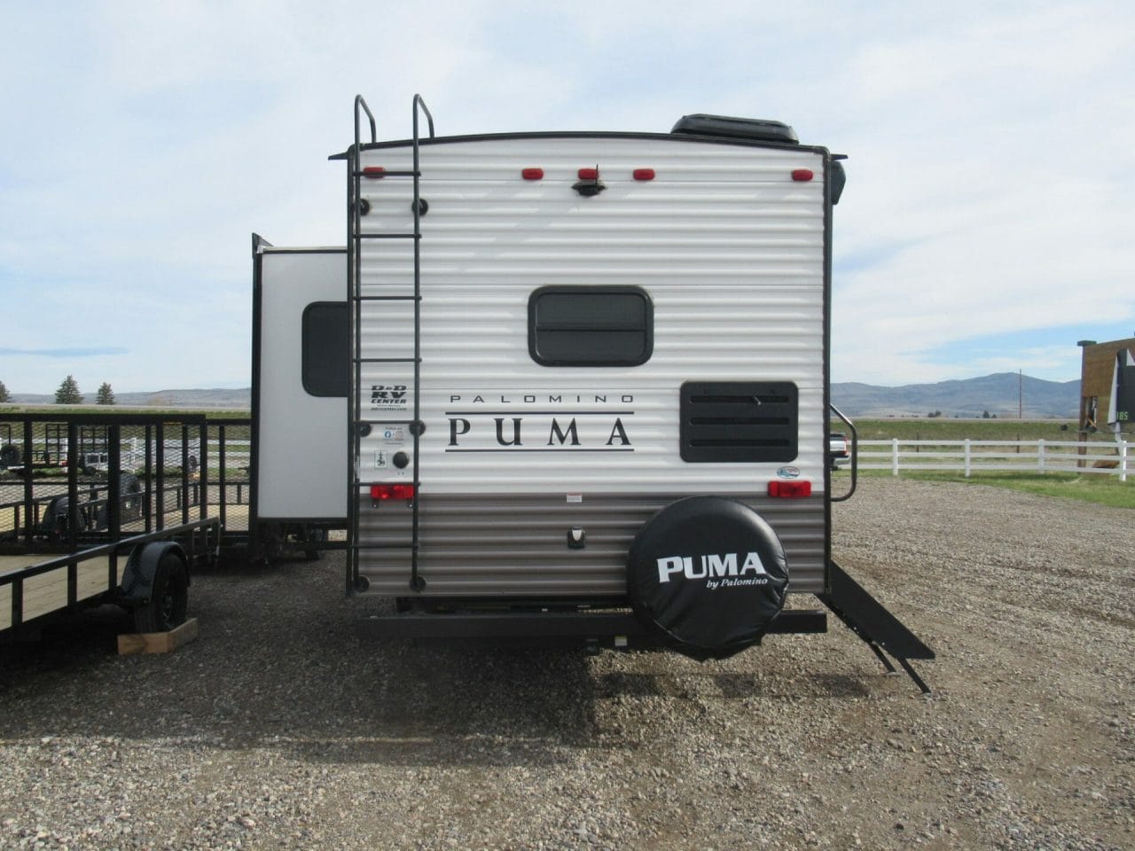 2021 Puma Palomino 255 RKS 5th Wheel 1/2 Ton Towable