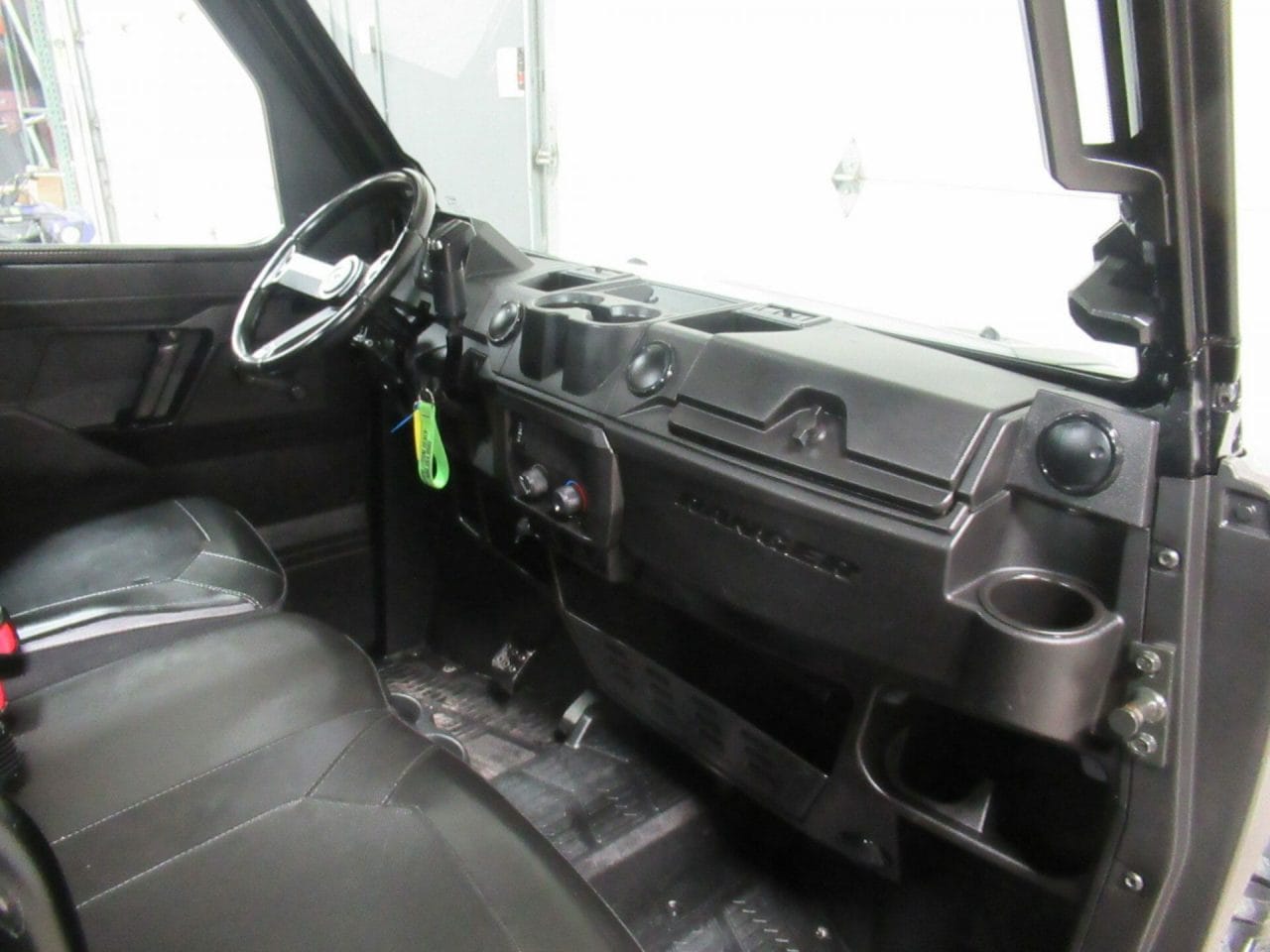 2020 Polaris Ranger 1000 4×4 EPS * Full Hard Cab w/ Heater *