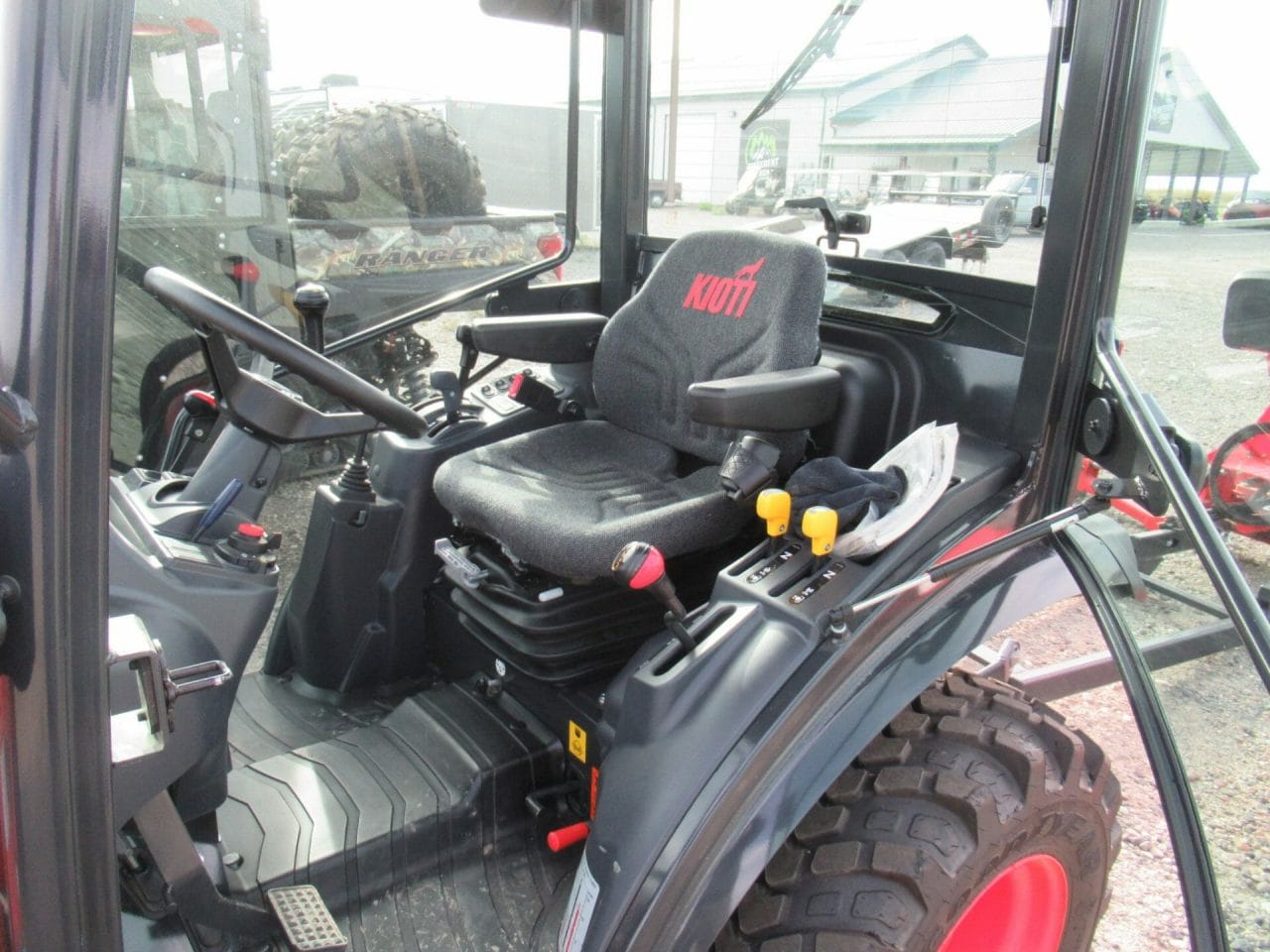 2022 Kioti CX2510 HCB 4×4 Tractor w/ Back Hoe & Mower Attachments 